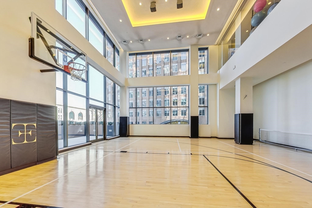 1 bed, 1 bath apartment for rent at 135 Seaport Blvd Unit 532, Seaport District — photo 33 of 42