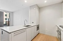 1 bed, 1 bath apartment for rent at 135 Seaport Blvd Unit 532, South Boston — photo 5 of 20