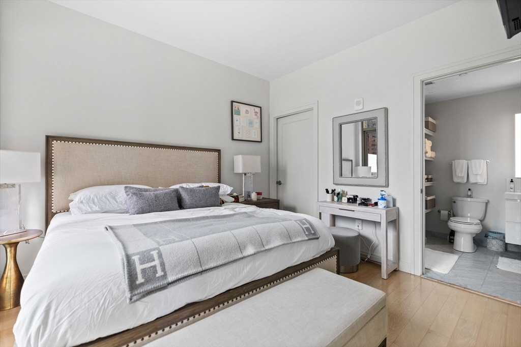 1 bed, 1 bath apartment for rent at 135 Seaport Blvd Unit 538, Seaport District — photo 21 of 35