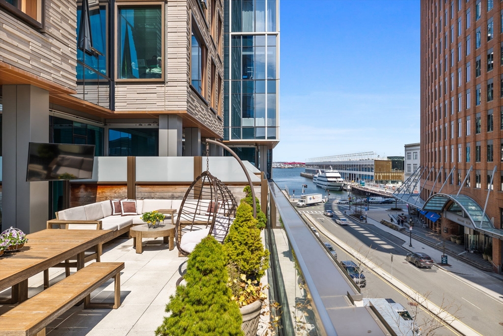 1 bed, 1 bath apartment for rent at 135 Seaport Blvd Unit 538, Seaport District — photo 5 of 35