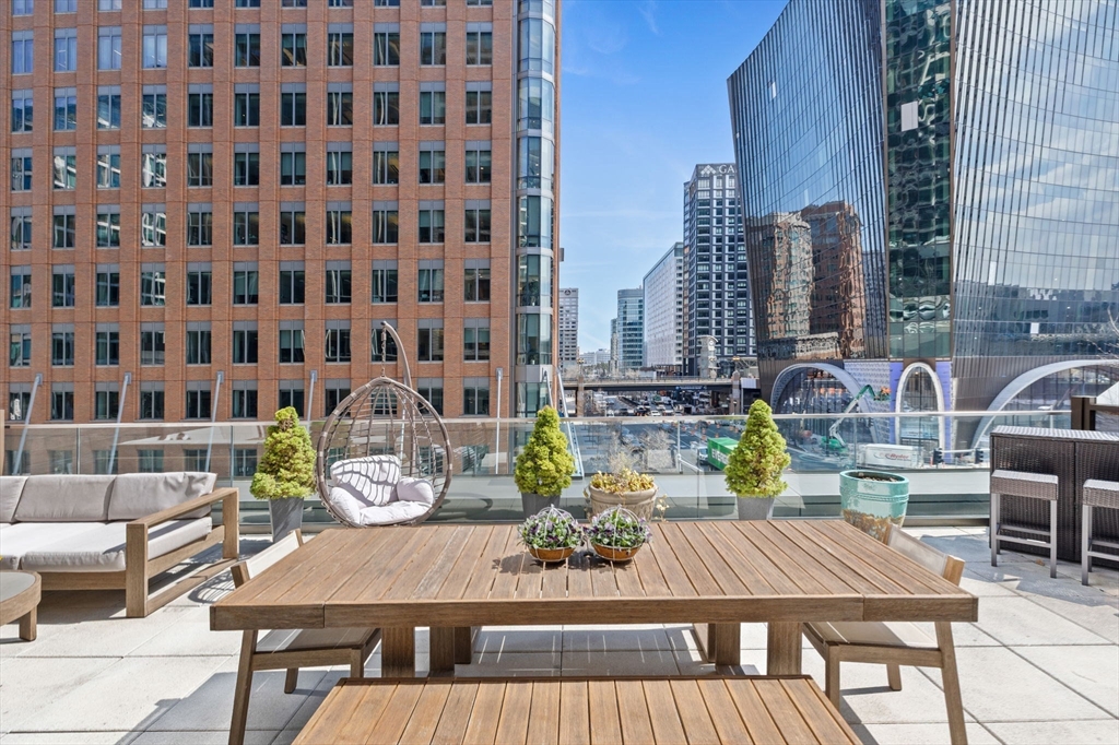 1 bed, 1 bath apartment for rent at 135 Seaport Blvd Unit 538, Seaport District — photo 10 of 35