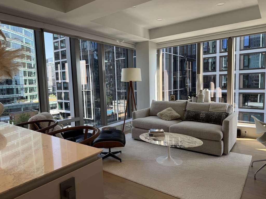 1 bed, 1 bath apartment for rent at 135 Seaport Blvd Unit 803, Seaport District