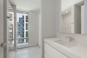 1 bed, 1 bath apartment for rent at 135 Seaport Blvd Unit 811, Boston — photo 10 of 24