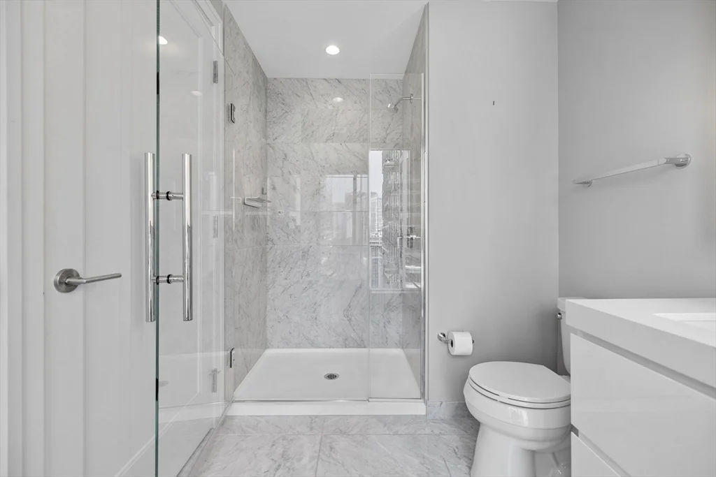 2 bed, 2 bath apartment for rent at 135 Seaport Blvd Unit 905, Seaport District — photo 6 of 21
