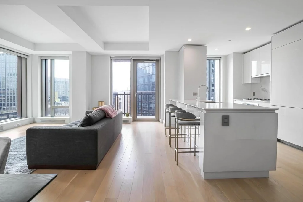 2 bed, 2 bath apartment for rent at 135 Seaport Boulevard Unit 920, Seaport District — photo 5 of 21