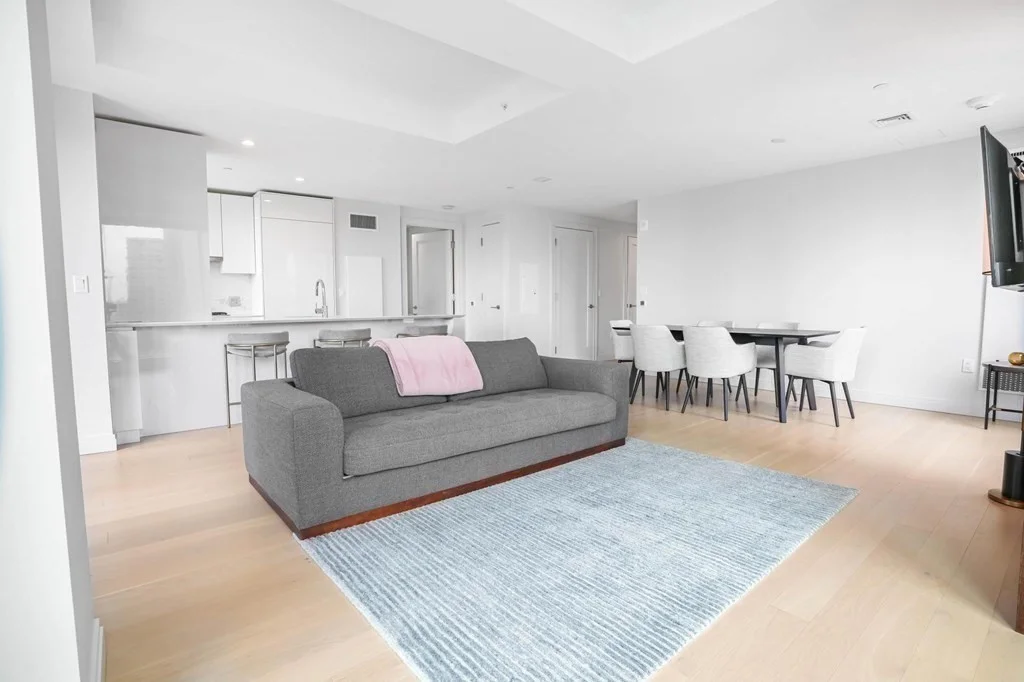 2 bed, 2 bath apartment for rent at 135 Seaport Boulevard Unit 920, Seaport District — photo 6 of 21