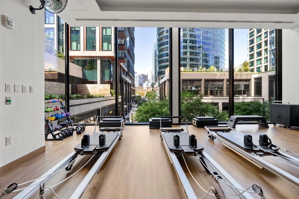 2 bed, 2 bath apartment for rent at 135 Seaport Boulevard Unit 920, Seaport District — photo 15 of 21
