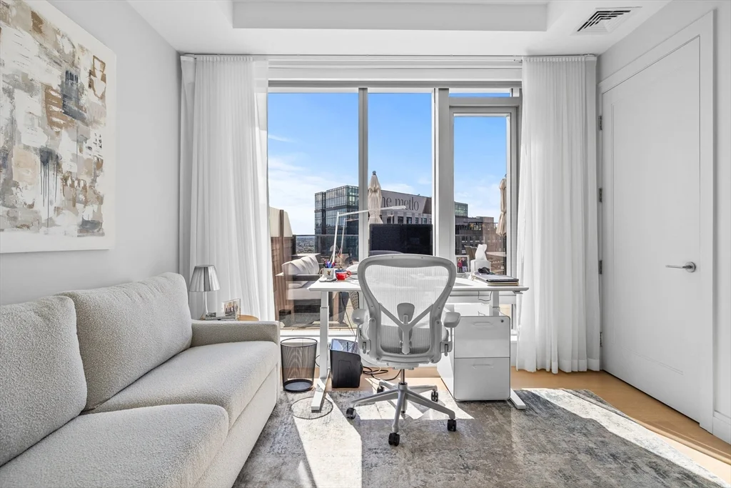 2 bed, 2 bath apartment for rent at 135 Seaport Boulevard Unit PH1C, Seaport District — photo 17 of 21