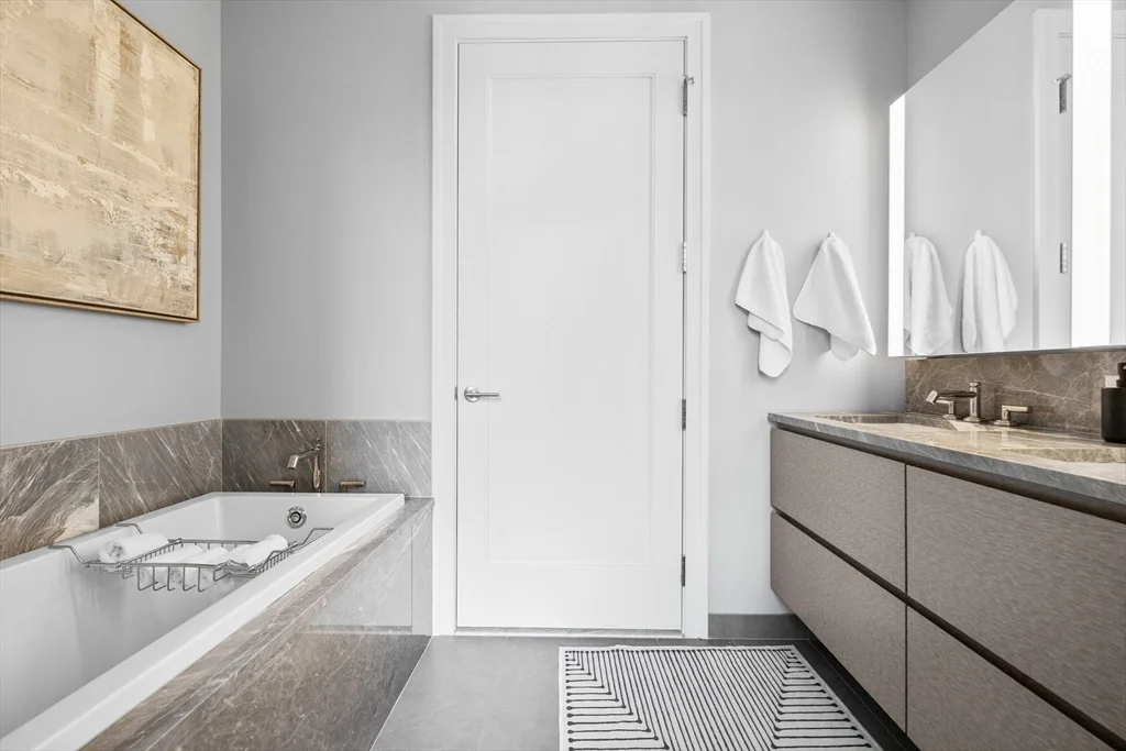 2 bed, 2 bath apartment for rent at 135 Seaport Boulevard Unit PH1C, Seaport District — photo 15 of 21