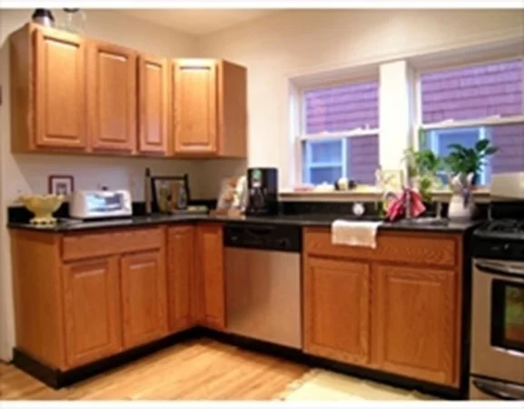 2 bed, 1 bath apartment for rent at 135 Sydney St Unit 1, Dorchester — photo 1 of 6