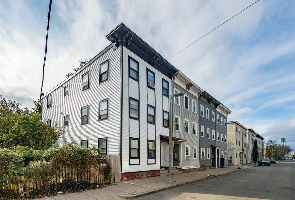 3 bed, 1 bath apartment for rent at 135 W 7th St Unit 2, South Boston — photo 9 of 9