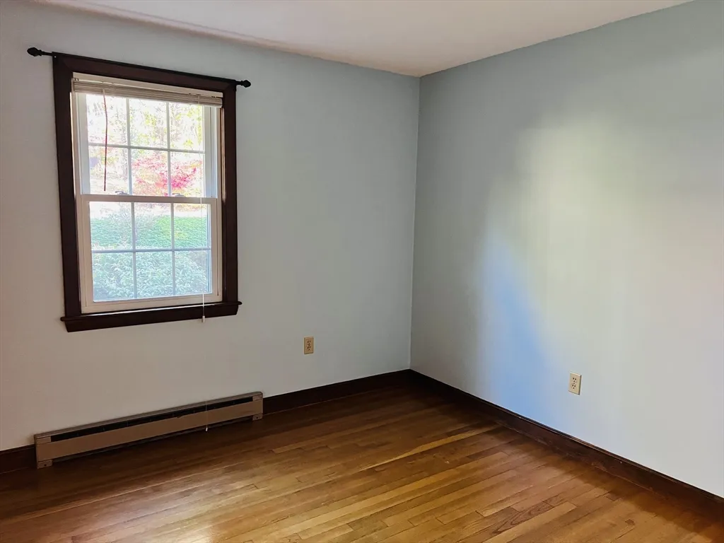 3 bed, 2 bath apartment for rent at 135 Walker Pond Rd, Sturbridge — photo 10 of 16