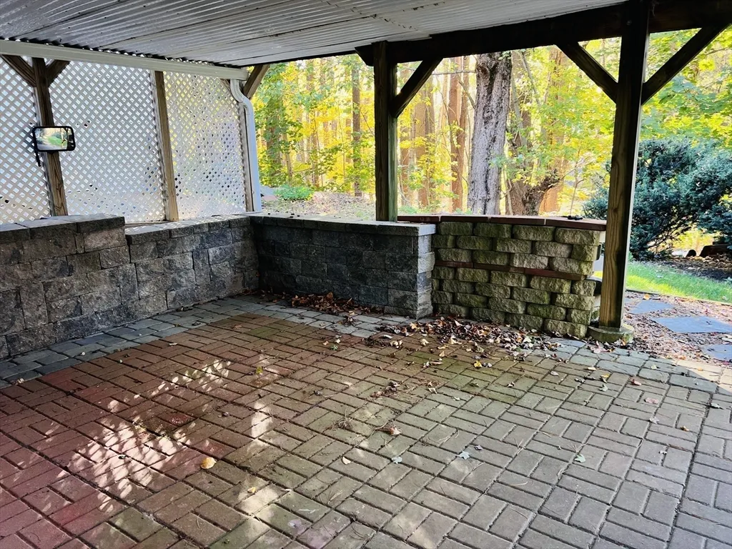 3 bed, 2 bath apartment for rent at 135 Walker Pond Rd, Sturbridge — photo 14 of 16