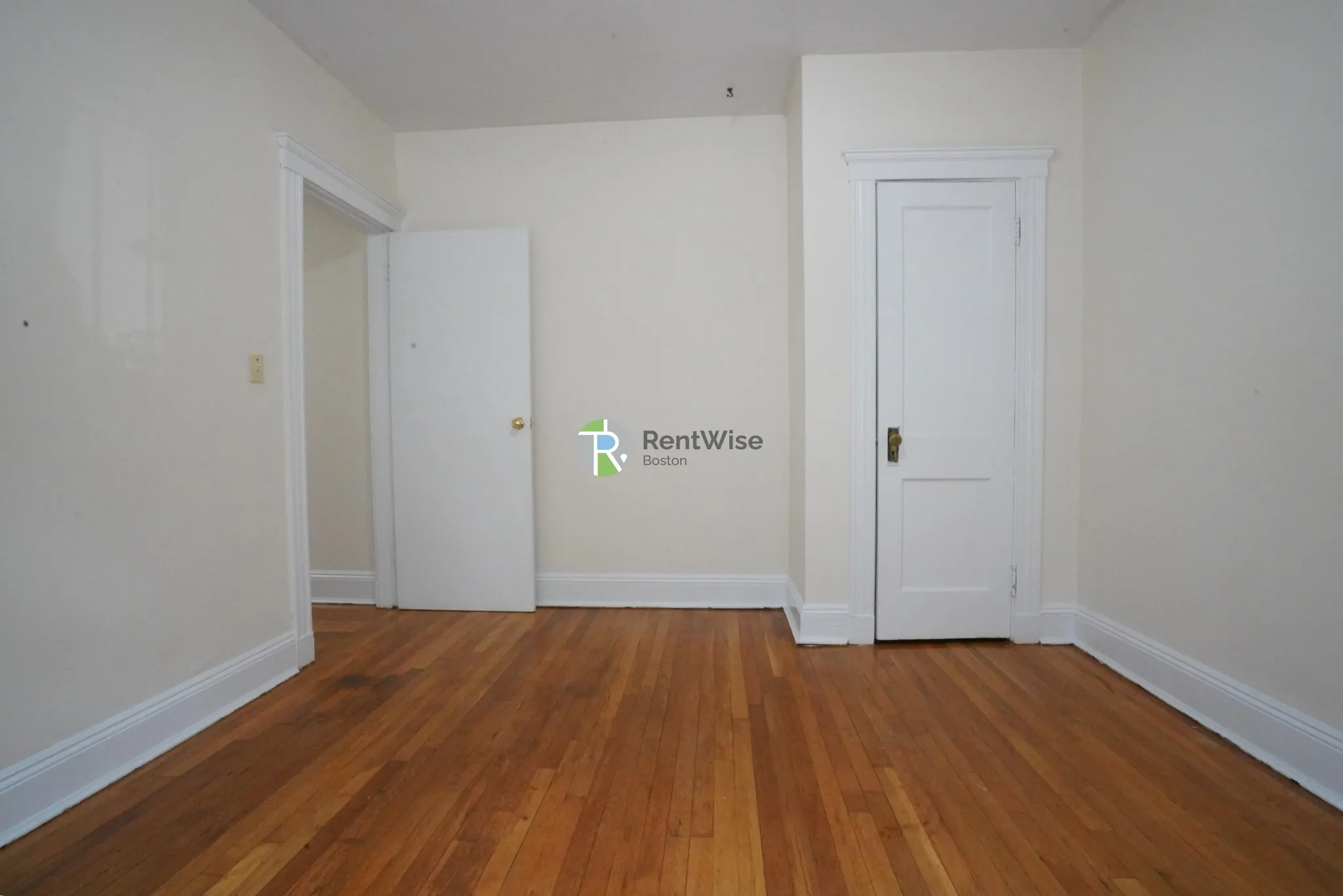 1 bed, 1 bath apartment for rent at 135 Washington St Unit 24, Brighton — photo 10 of 12