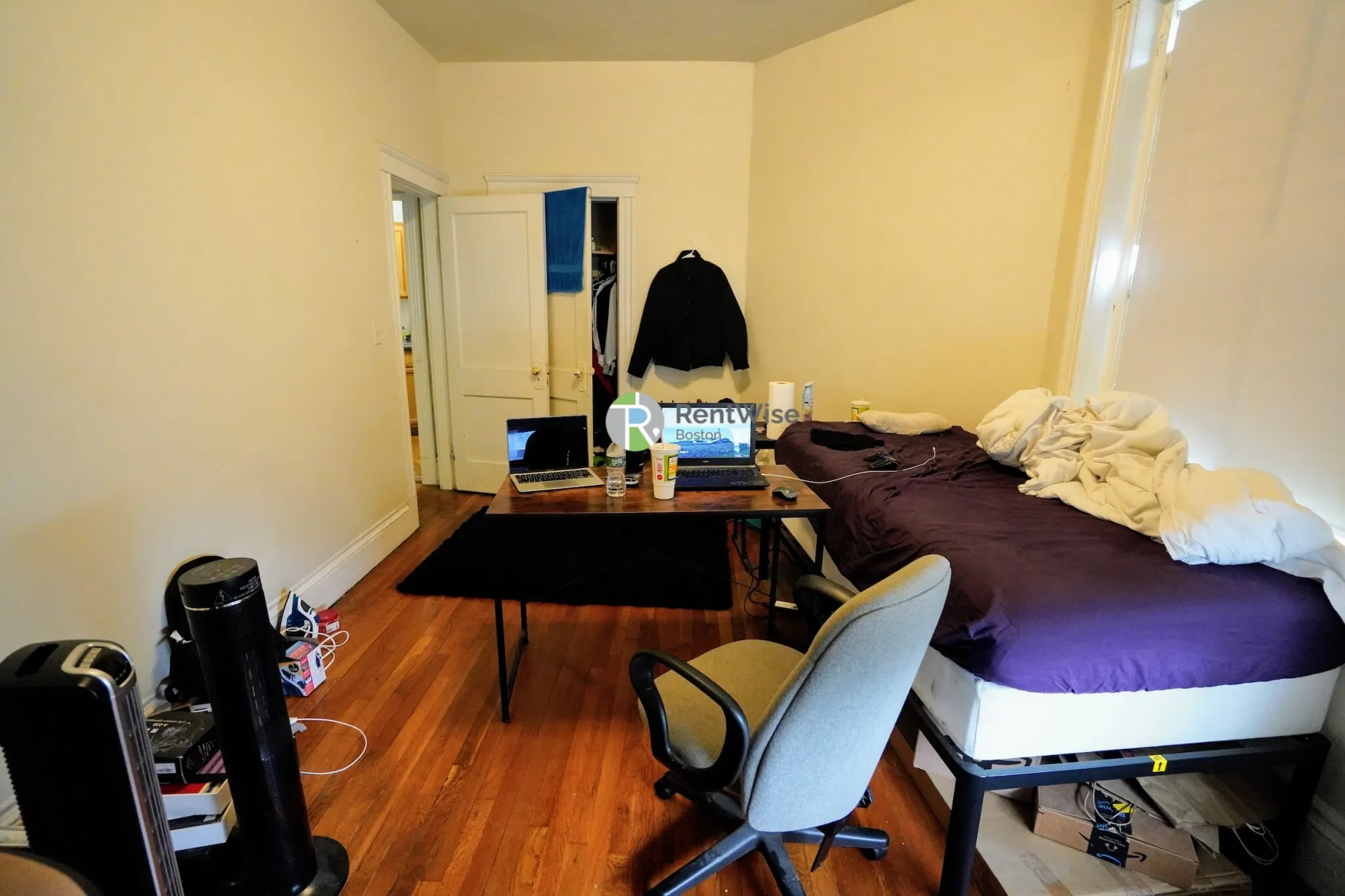 3 bed, 1 bath apartment for rent at 1350 Commonwealth Ave Unit 04, Allston — photo 9 of 12