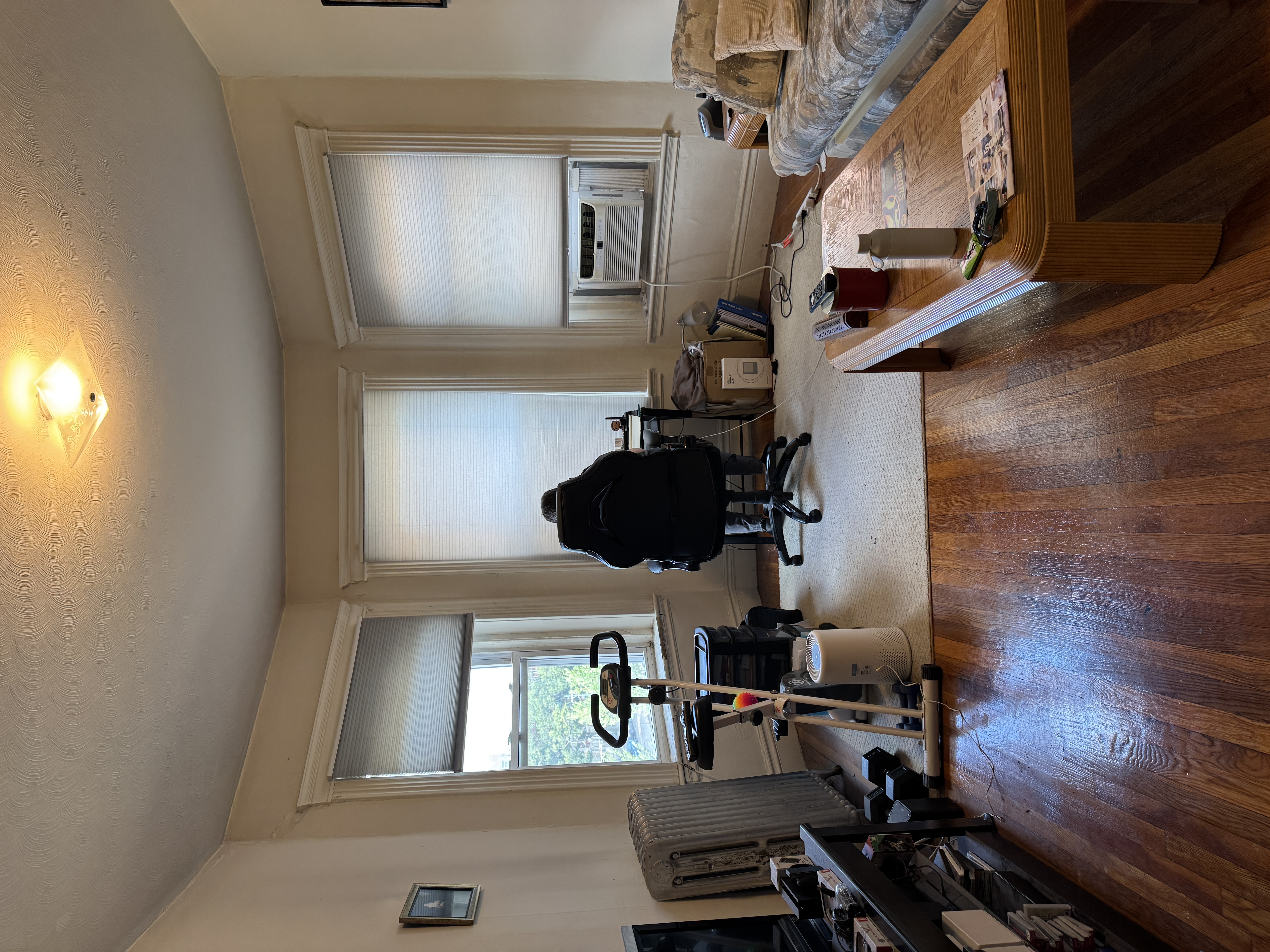 1 bed, 1 bath apartment for rent at 1350 Commonwealth Ave Unit 11, Allston — photo 3 of 17