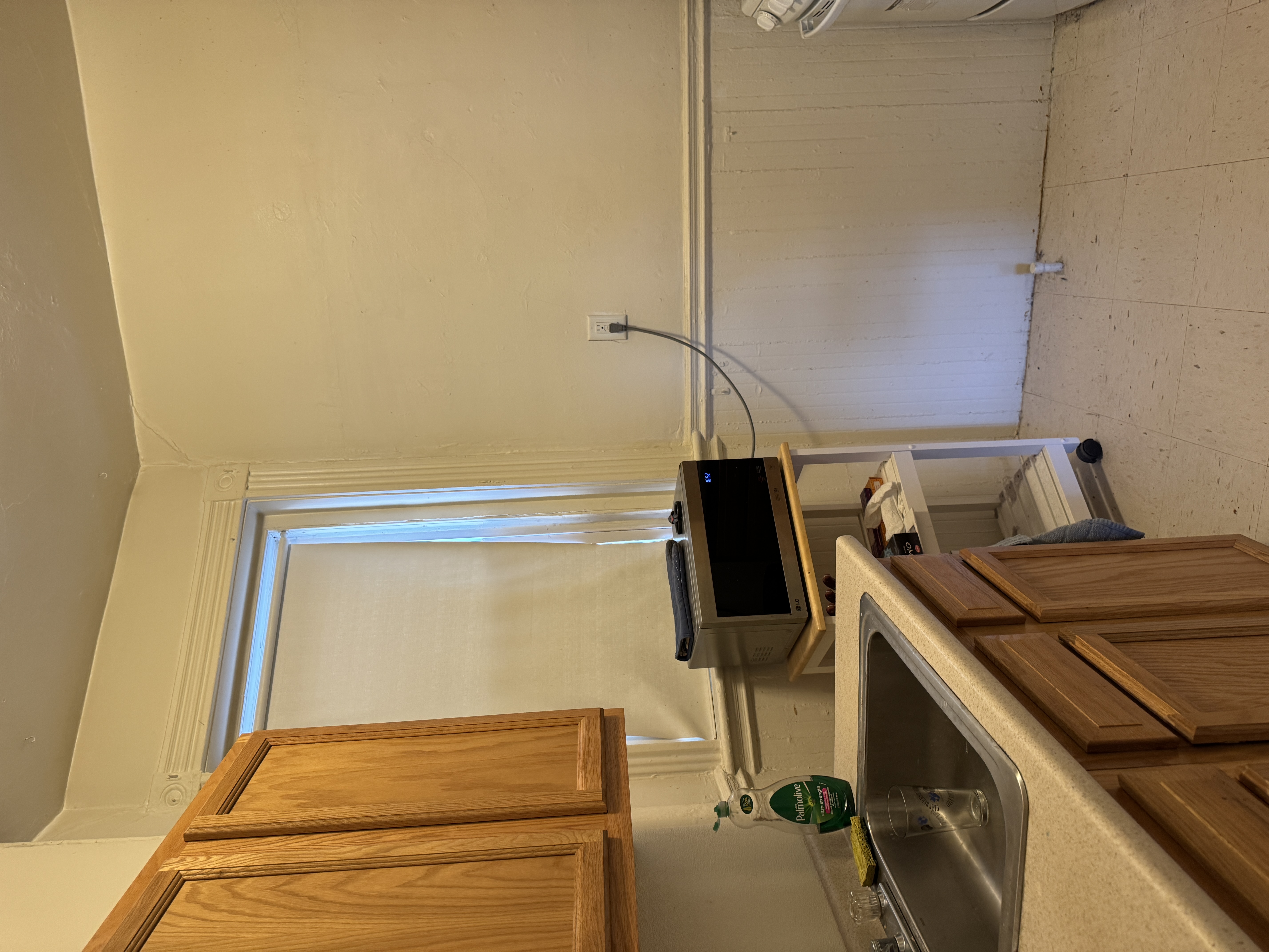1 bed, 1 bath apartment for rent at 1350 Commonwealth Ave Unit 11, Allston — photo 9 of 17
