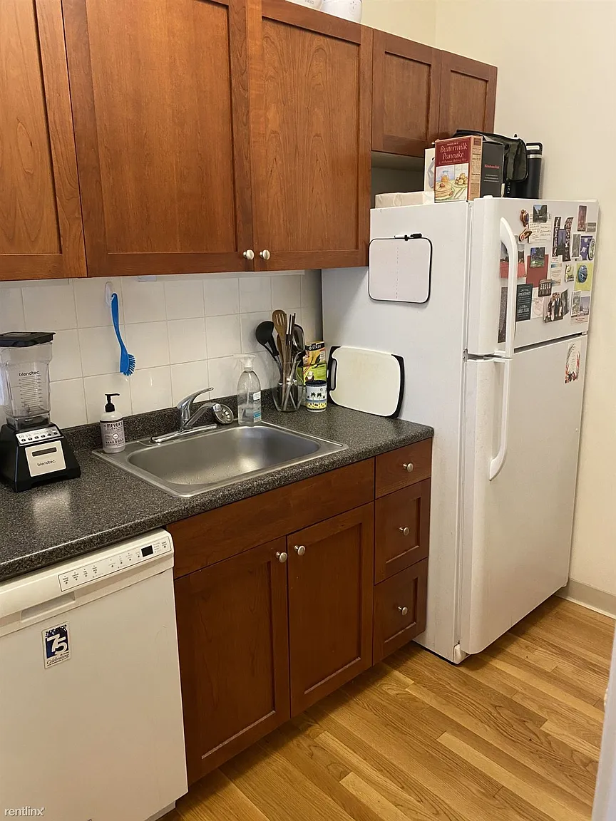 1 bed, 1 bath apartment for rent at 1350 Commonwealth Ave Unit 12, Allston — photo 7 of 12