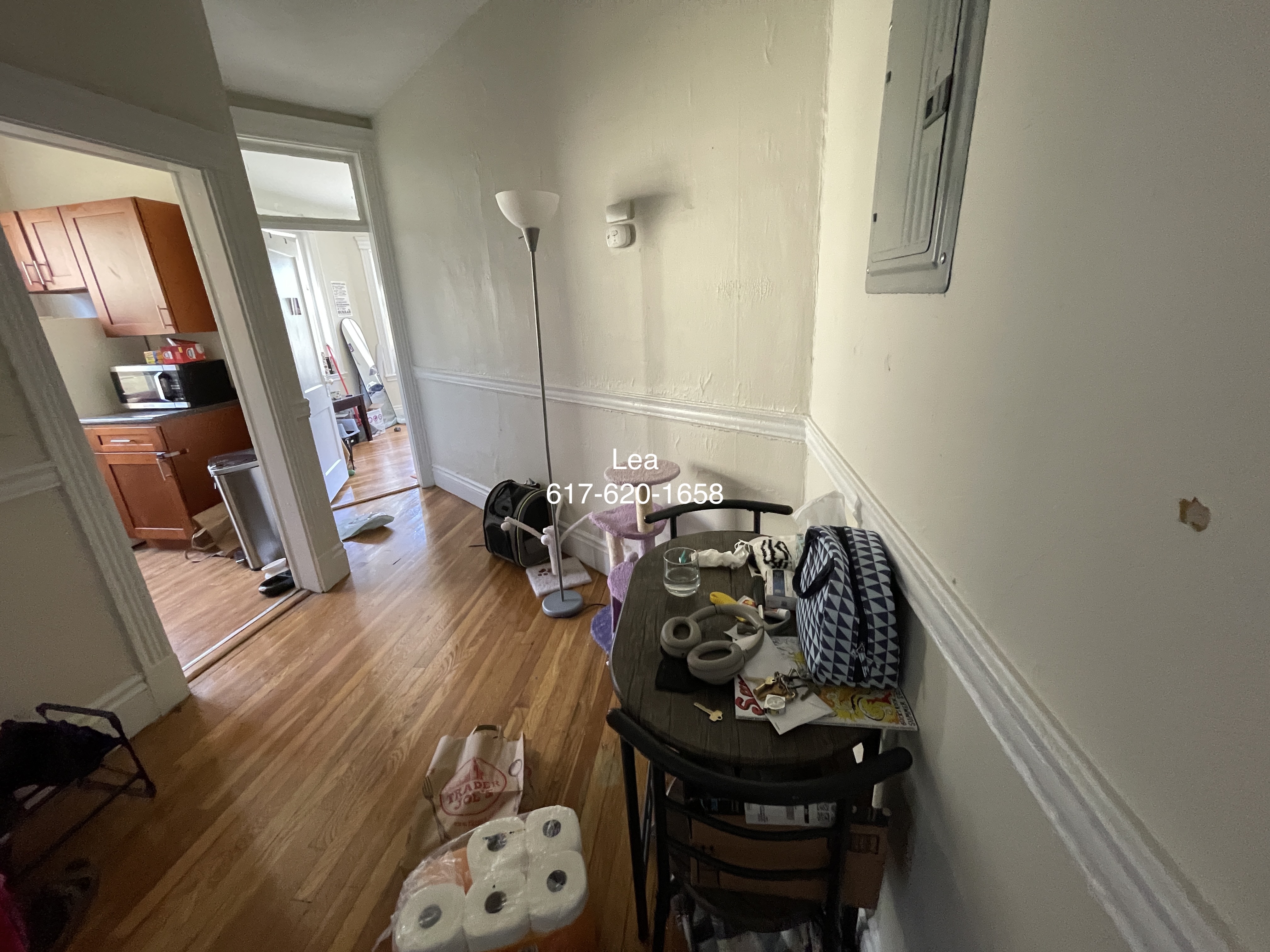 1 split bed, 1 bath apartment for rent at 1350 Commonwealth Ave Unit 14, Allston — photo 8 of 8