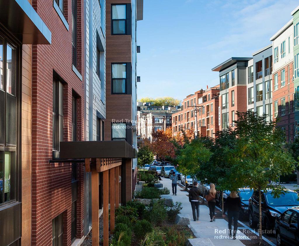 1 bed, 1 bath apartment for rent at 1350 Commonwealth Ave Unit 15, Allston — photo 4 of 6