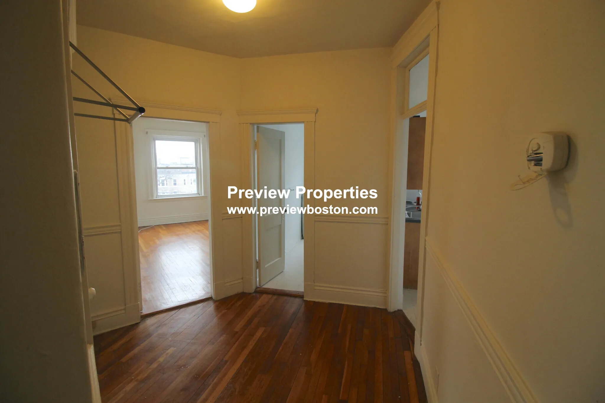 Studio bed, 1 bath apartment for rent at 1350 Commonwealth Ave Unit 16P, Allston — photo 7 of 12