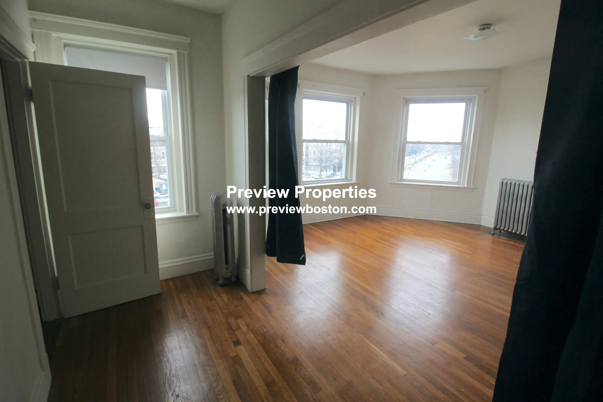 Studio bed, 1 bath apartment for rent at 1350 Commonwealth Ave Unit 16P, Allston — photo 5 of 12