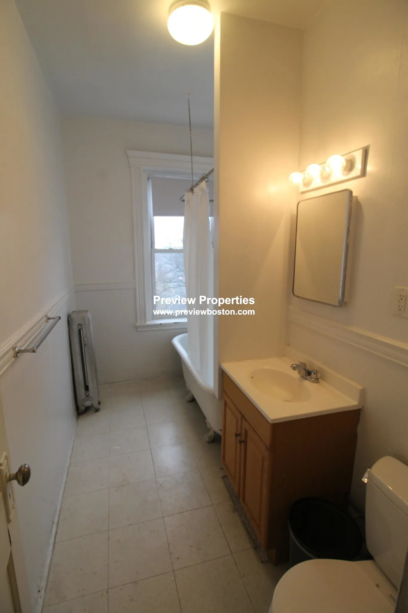 Studio bed, 1 bath apartment for rent at 1350 Commonwealth Ave Unit 16P, Allston — photo 3 of 12
