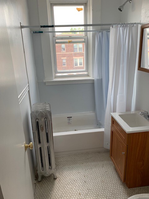 1 bed, 1 bath apartment for rent at 1350 Commonwealth Ave Unit 19, Allston — photo 8 of 10