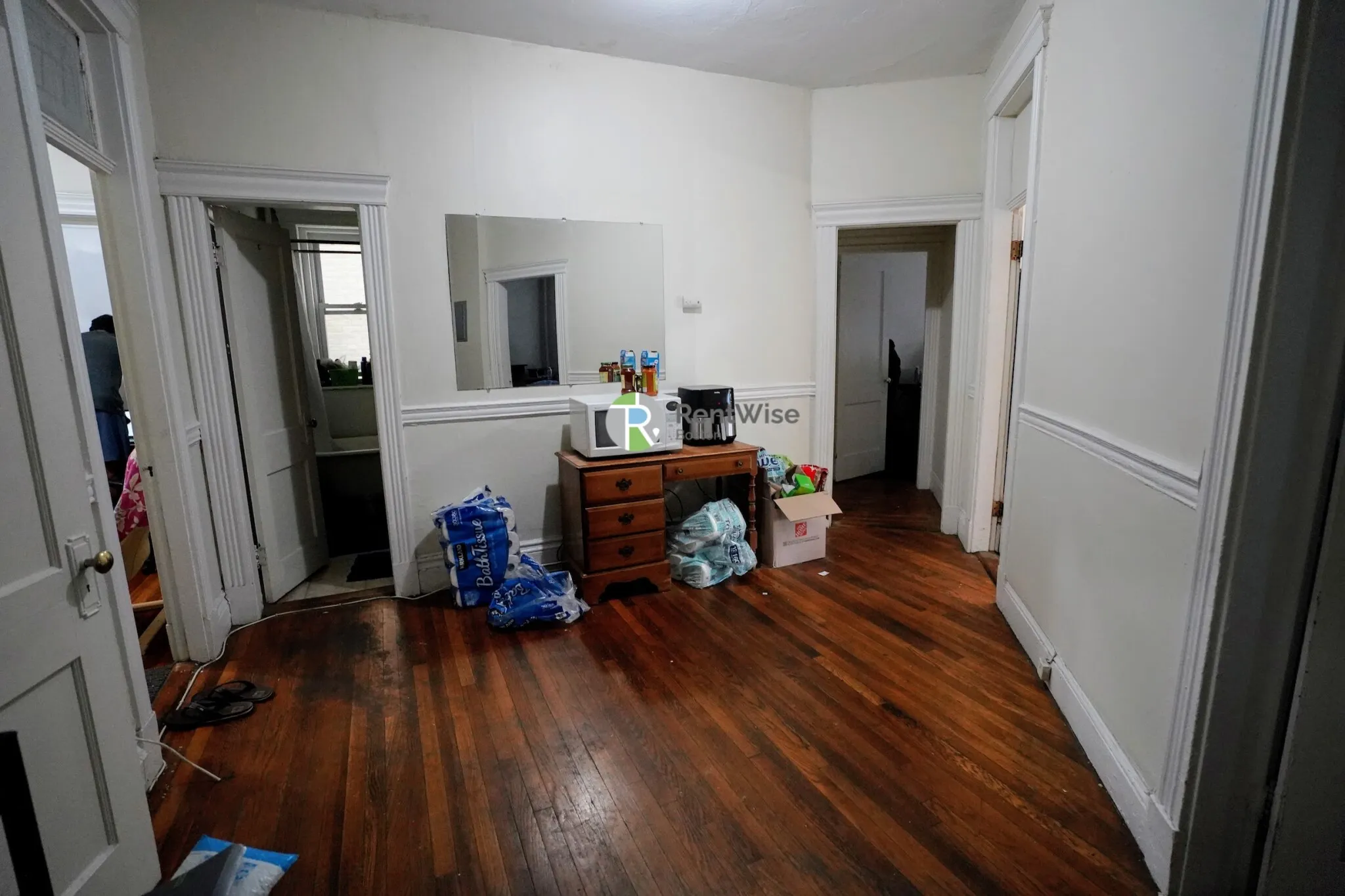 3 bed, 1 bath apartment for rent at 1350 Commonwealth Ave Unit 9, Allston — photo 5 of 12