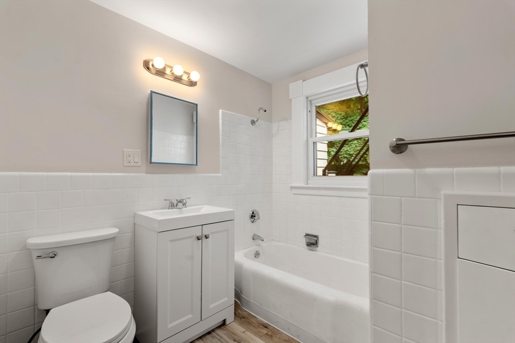 2 bed, 1 bath apartment for rent at 136 Academy Hill Rd Unit 2, Brighton — photo 5 of 11