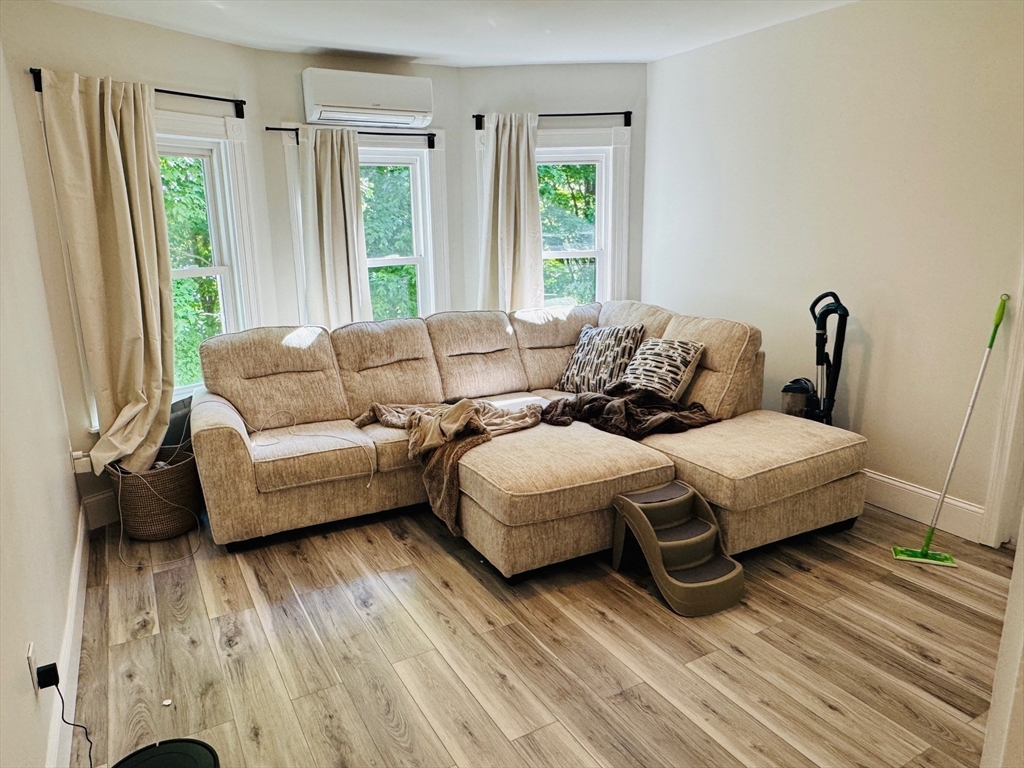 2 bed, 1 bath apartment for rent at 136 Academy Hill Rd Unit Unit 2, Brighton — photo 3 of 10