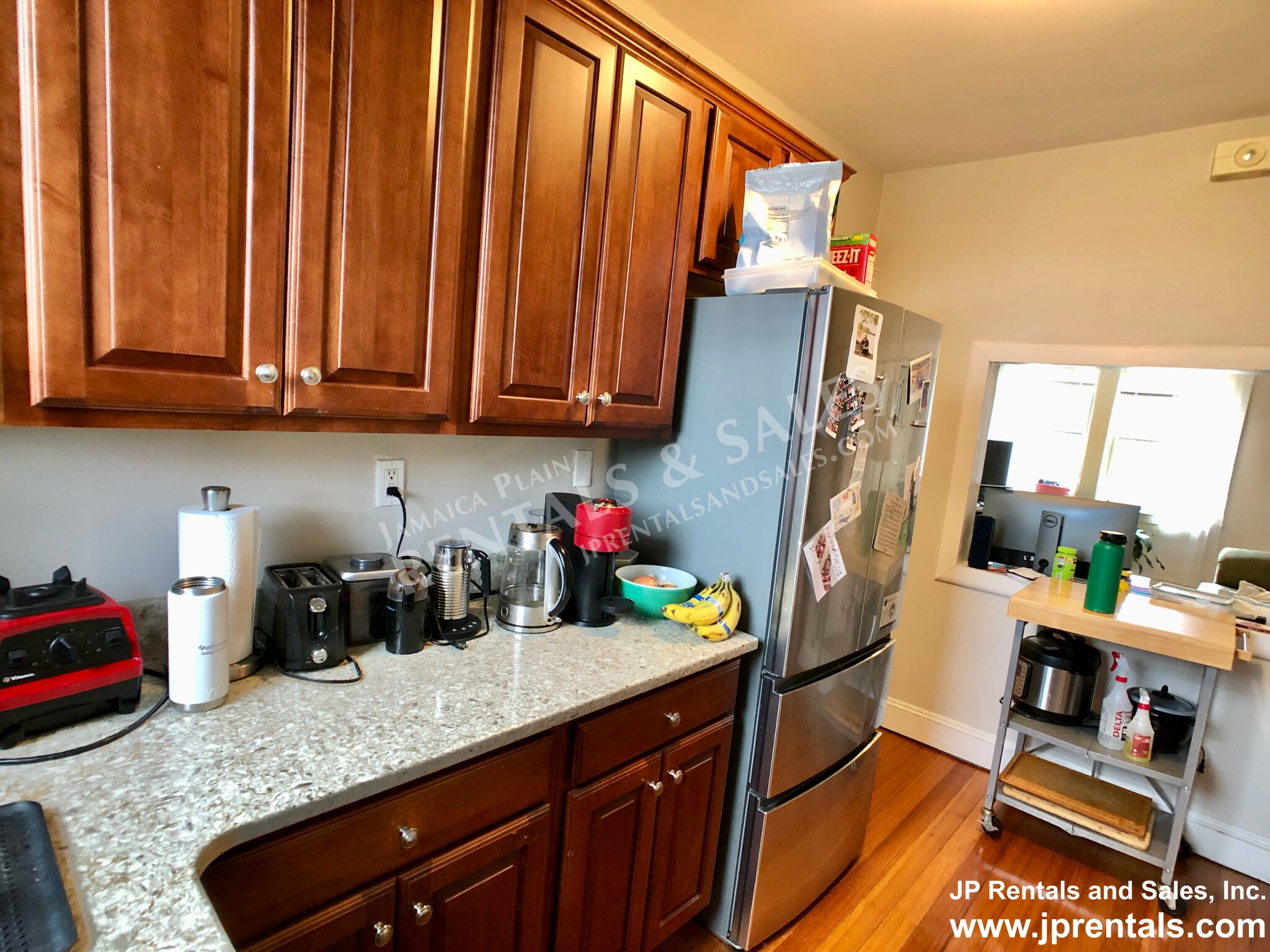 1 bed, 1 bath apartment for rent at 136 Arborway Unit 6, Jamaica Plain — photo 5 of 11