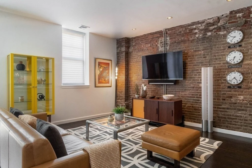 3 bed, 3 bath apartment for rent at 136 Arlington St Unit 3, Back Bay — photo 2 of 30