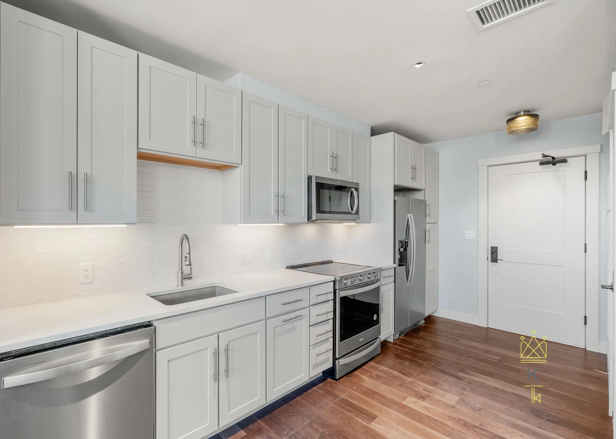 1 bed, 1 bath apartment for rent at 136 Babcock St Unit 217, North Brookline — photo 1 of 12