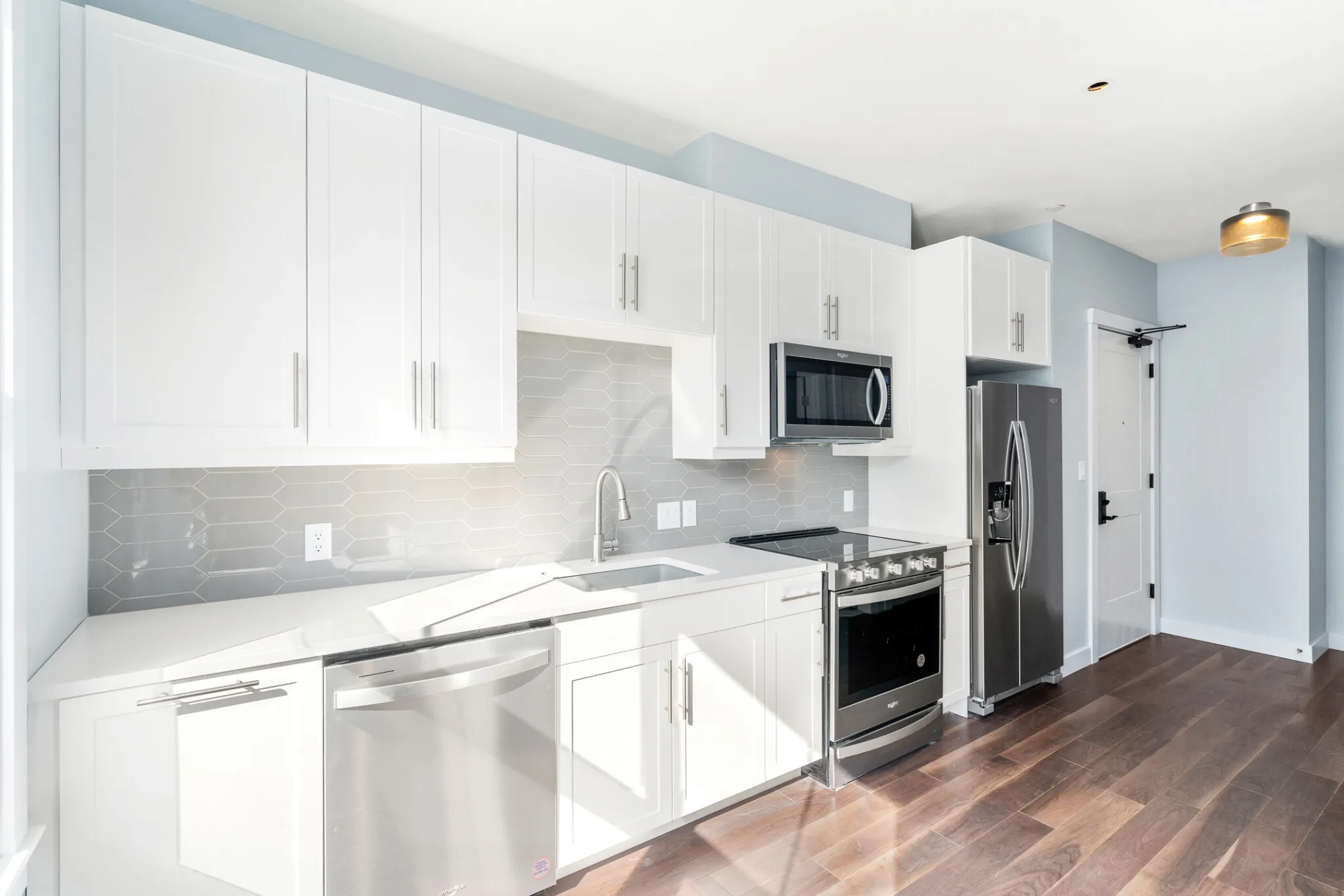 Studio bed, 1 bath apartment for rent at 136 Babcock St Unit 302, North Brookline