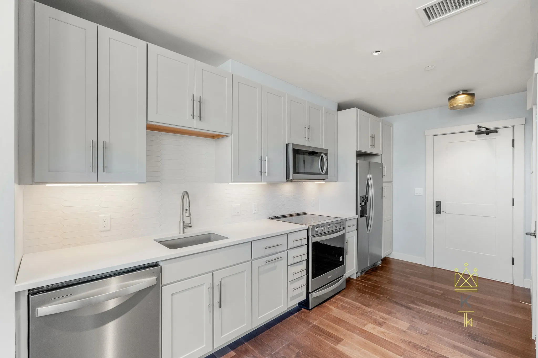 1 bed, 1 bath apartment for rent at 136 Babcock St Unit 317, North Brookline — photo 2 of 12