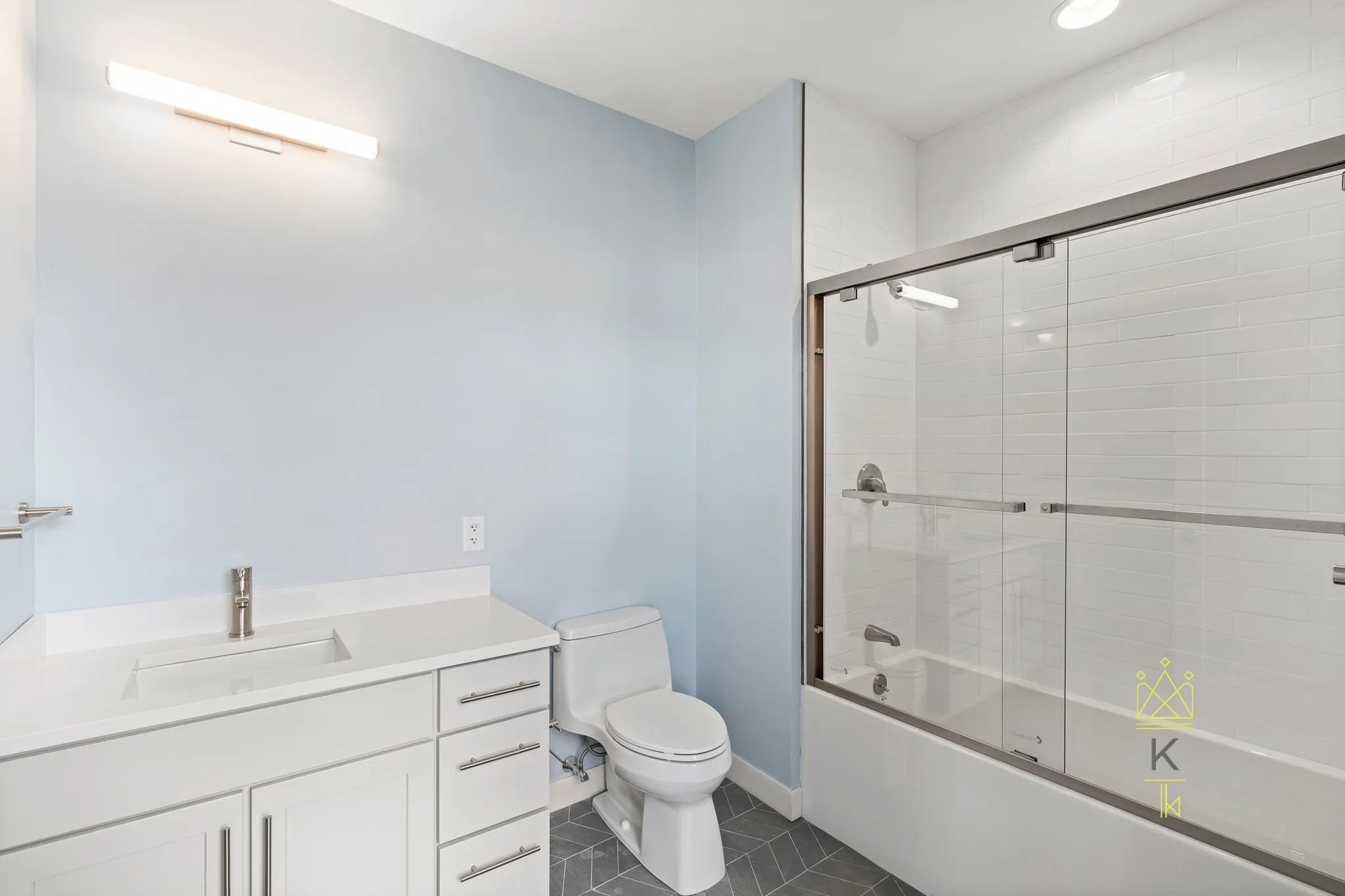 Studio bed, 1 bath apartment for rent at 136 Babcock St Unit 401, North Brookline — photo 6 of 13