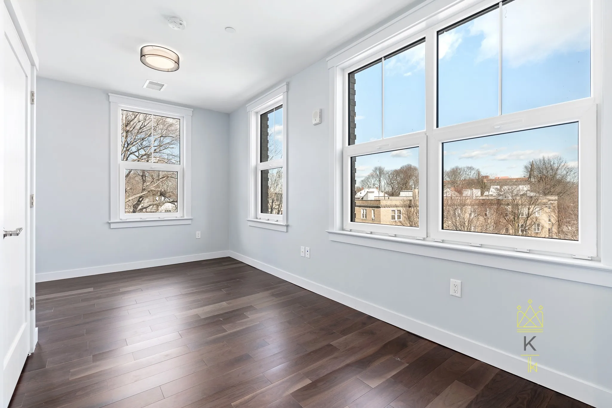 Studio bed, 1 bath apartment for rent at 136 Babcock St Unit 401, North Brookline — photo 4 of 13