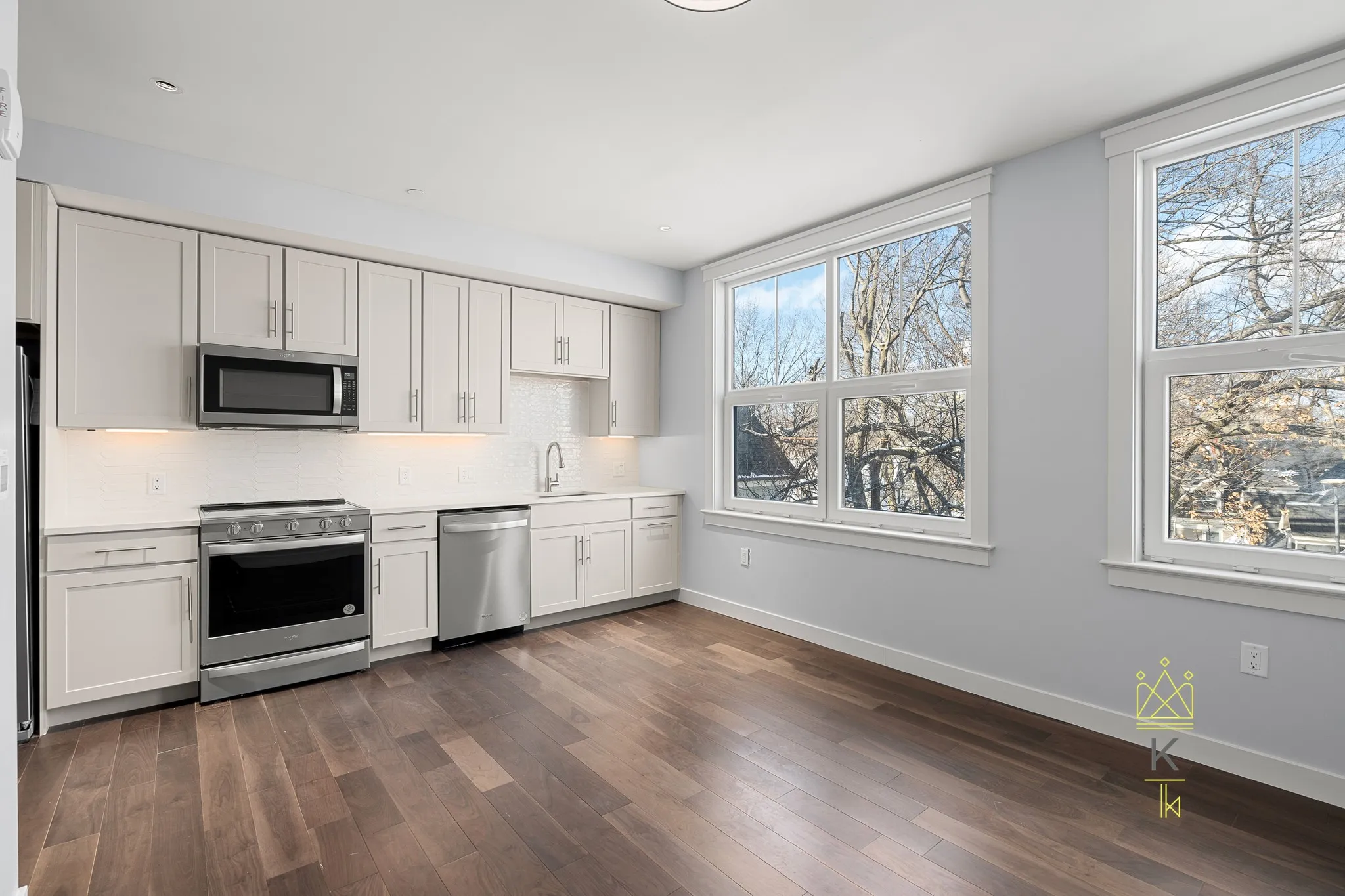 Studio bed, 1 bath apartment for rent at 136 Babcock St Unit 405, North Brookline — photo 1 of 13