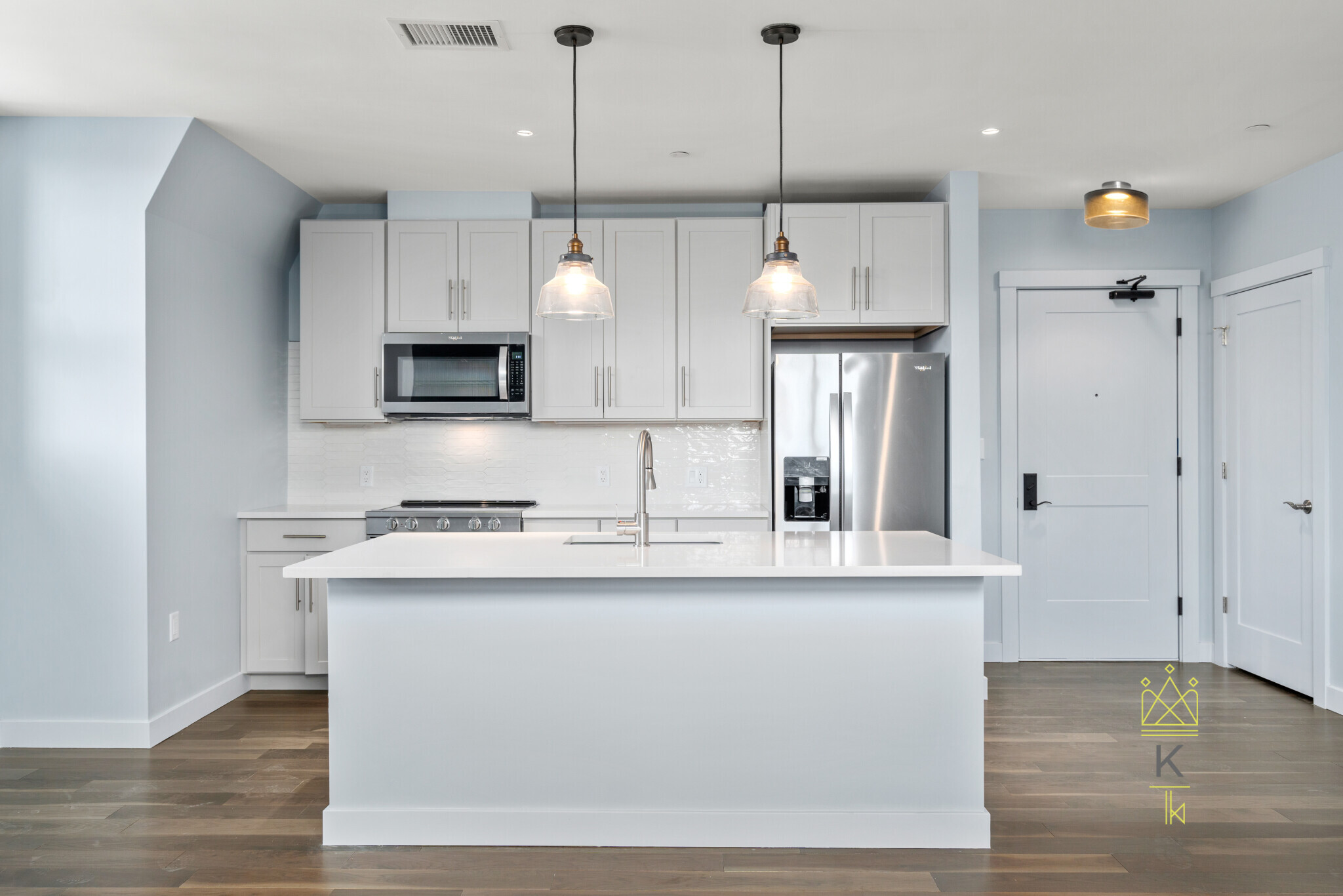 2 bed, 2 bath apartment for rent at 136 Babcock St Unit 410, North Brookline — photo 3 of 19