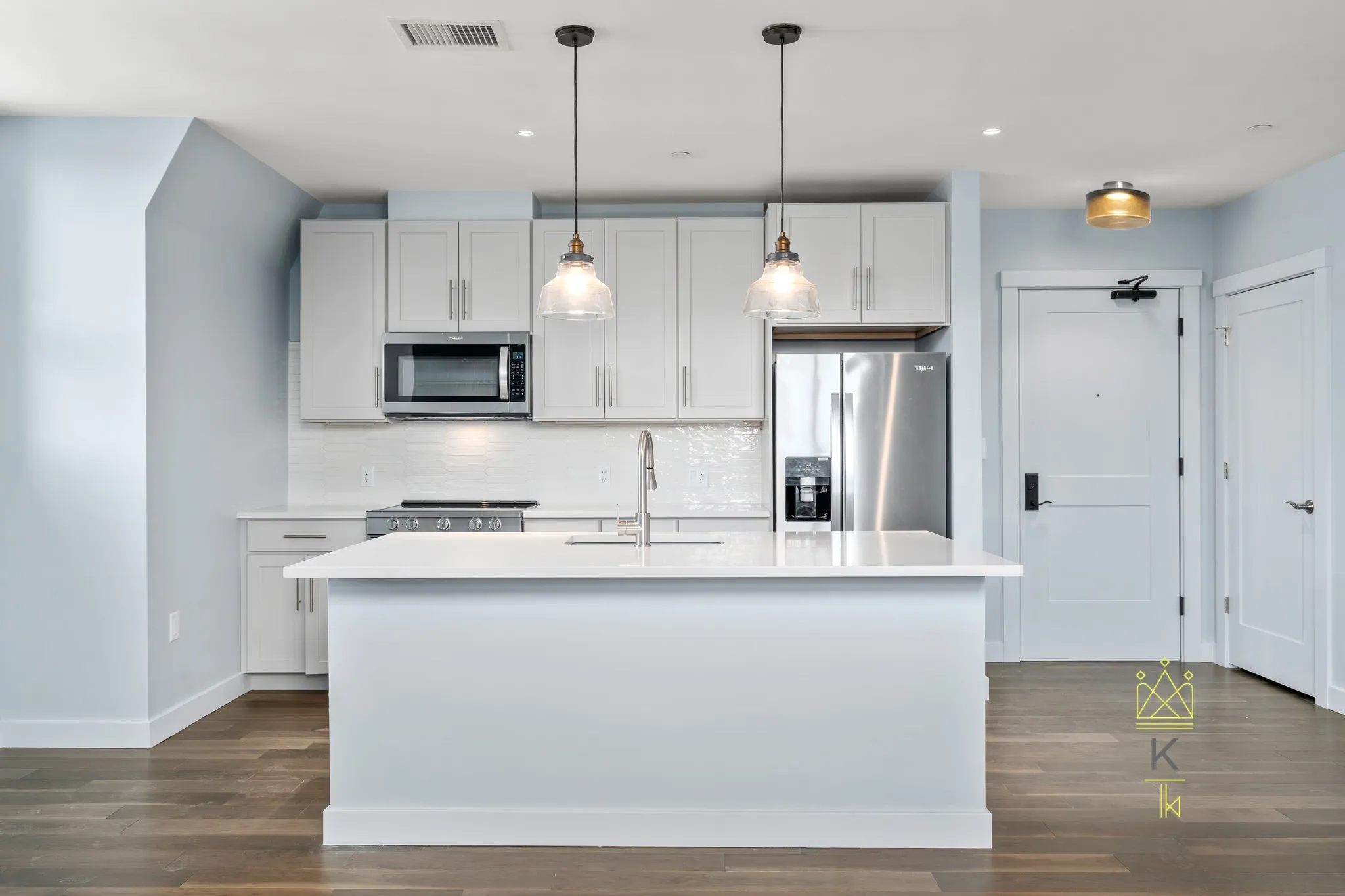 2 bed, 2 bath apartment for rent at 136 Babcock St Unit 414, North Brookline — photo 3 of 14
