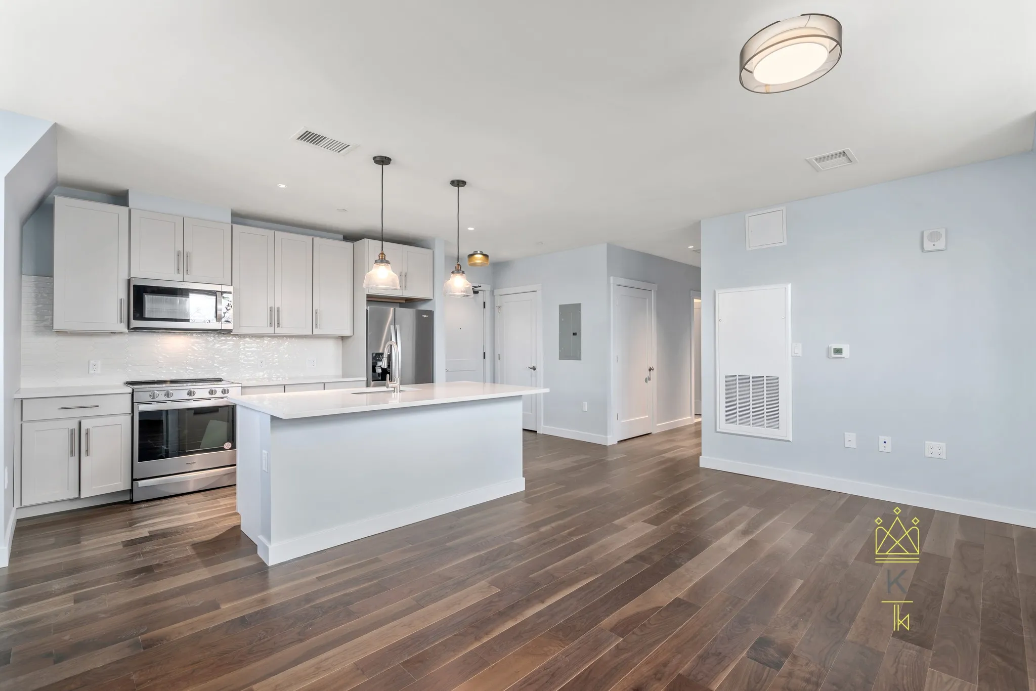 2 bed, 2 bath apartment for rent at 136 Babcock St Unit 414, North Brookline — photo 2 of 14