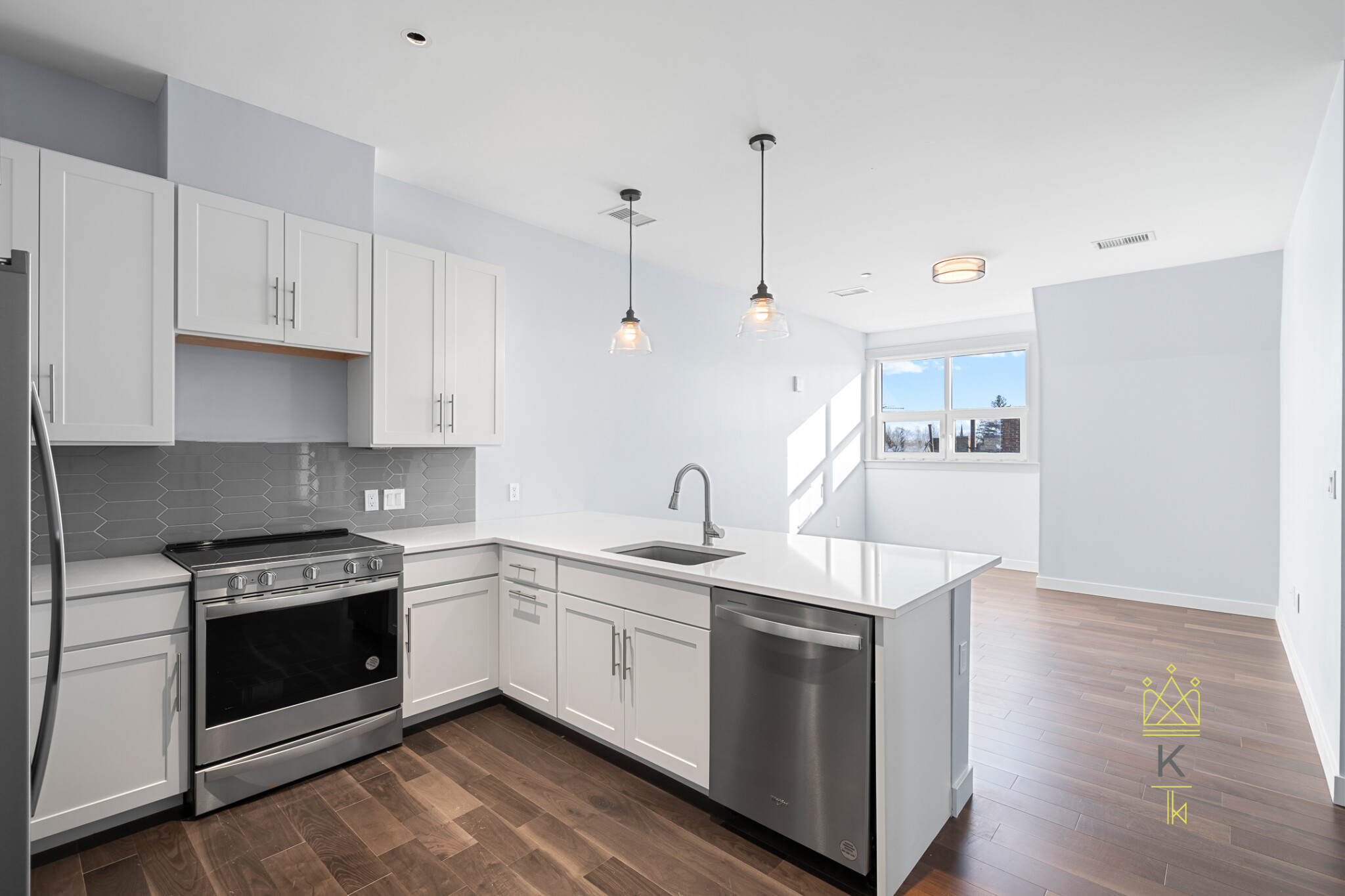 3 bed, 2 bath apartment for rent at 136 Babcock St Unit 504, North Brookline — photo 1 of 22