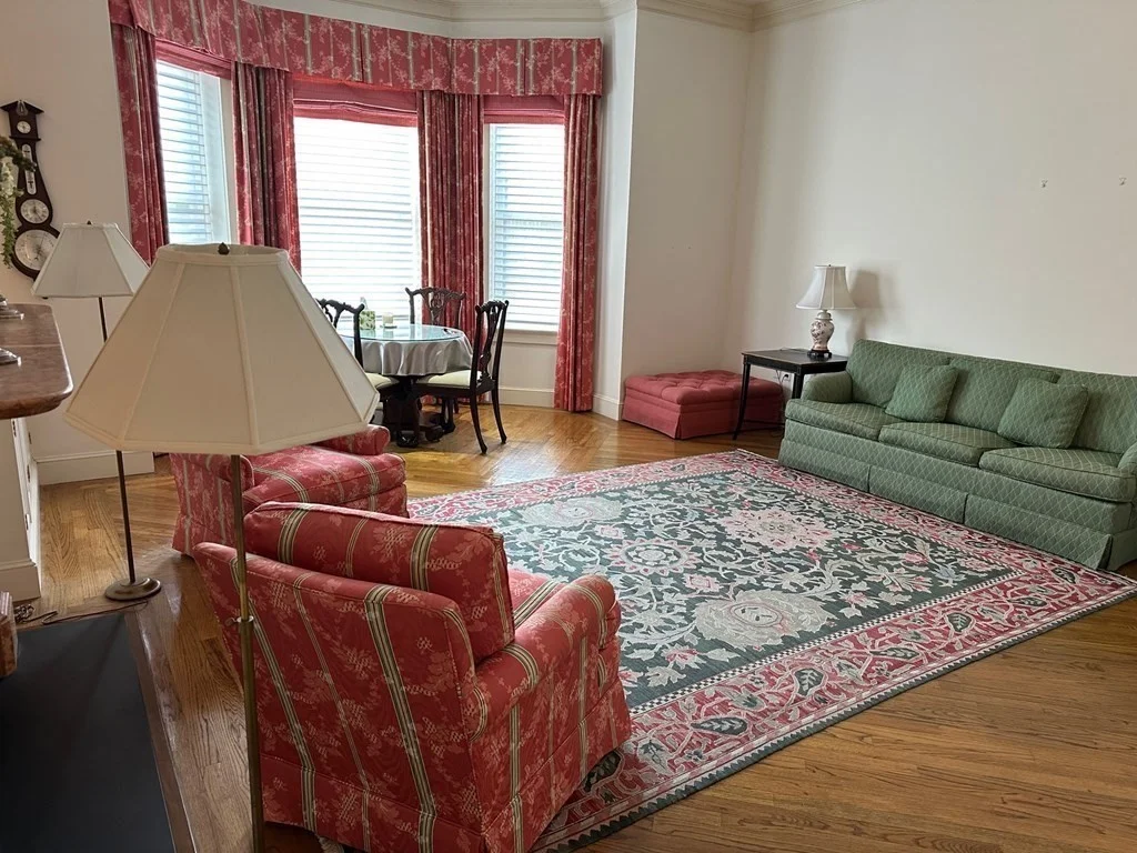 1 bed, 1 bath apartment for rent at 136 Beacon Unit 3, Boston — photo 2 of 12