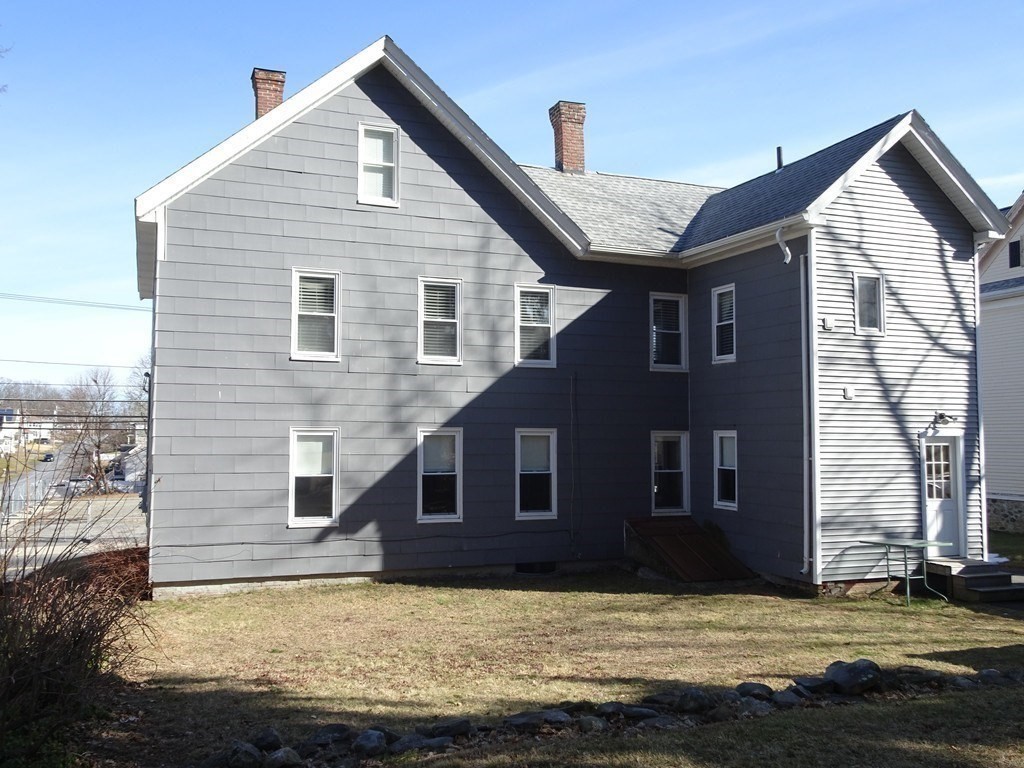 1 bed, 1 bath apartment for rent at 136 Bolton St Unit 1, Marlborough — photo 2 of 9