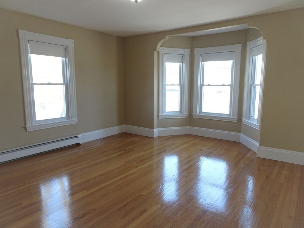 1 bed, 1 bath apartment for rent at 136 Bolton St Unit 1, Marlborough — photo 7 of 9