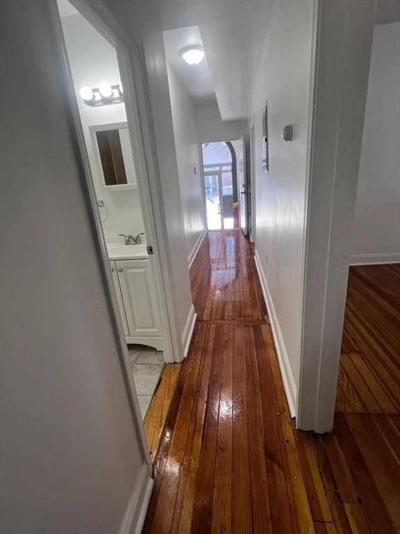2 bed, 1 bath apartment for rent at 136 Chestnut St Unit 2, Chelsea — photo 7 of 8