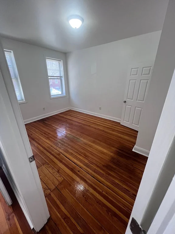 2 bed, 1 bath apartment for rent at 136 Chestnut St Unit 2, Chelsea — photo 3 of 8