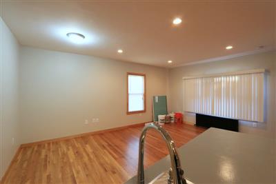 2 bed, 1 bath apartment for rent at 136 Columbia St Unit 1, The Port — photo 15 of 20