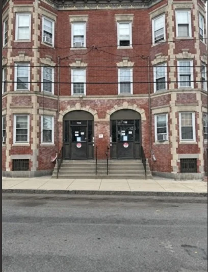 3 bed, 1 bath apartment for rent at 136 Congress Unit 3, Chelsea — photo 3 of 3